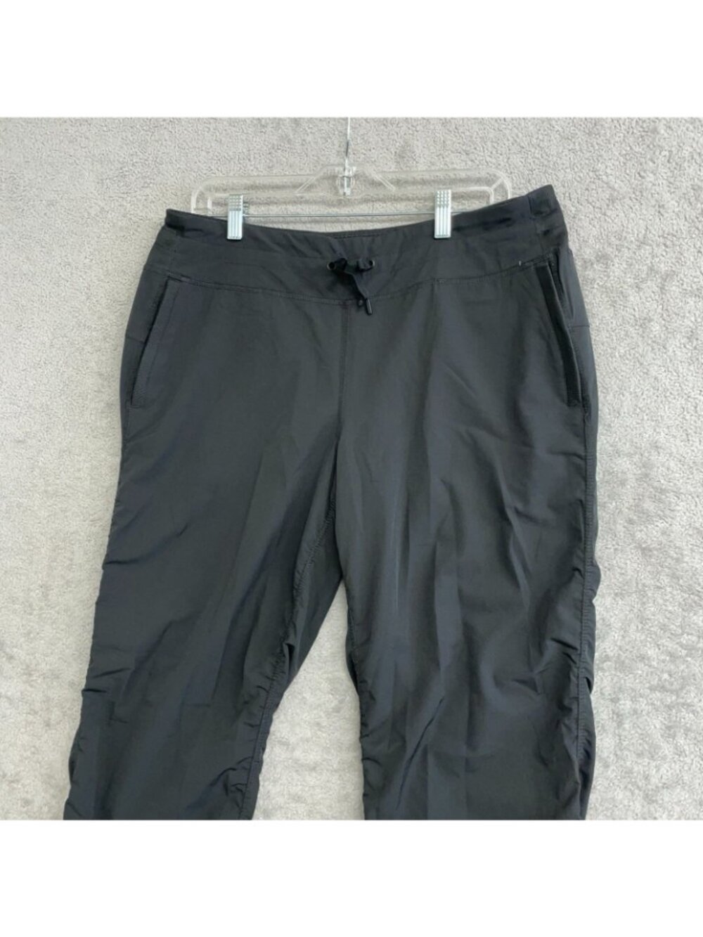 NWOT Kirkland Signature Women's M Active Pants Black Ruched Polyester  P0794 - Picture 13 of 14